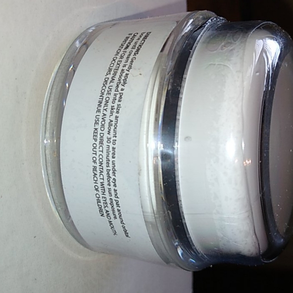 Pureluxe Renew & Revive Eye Cream - Picture 3 of 5